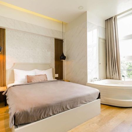 La Hotel Q10 Ho Şi Min Dış mekan fotoğraf