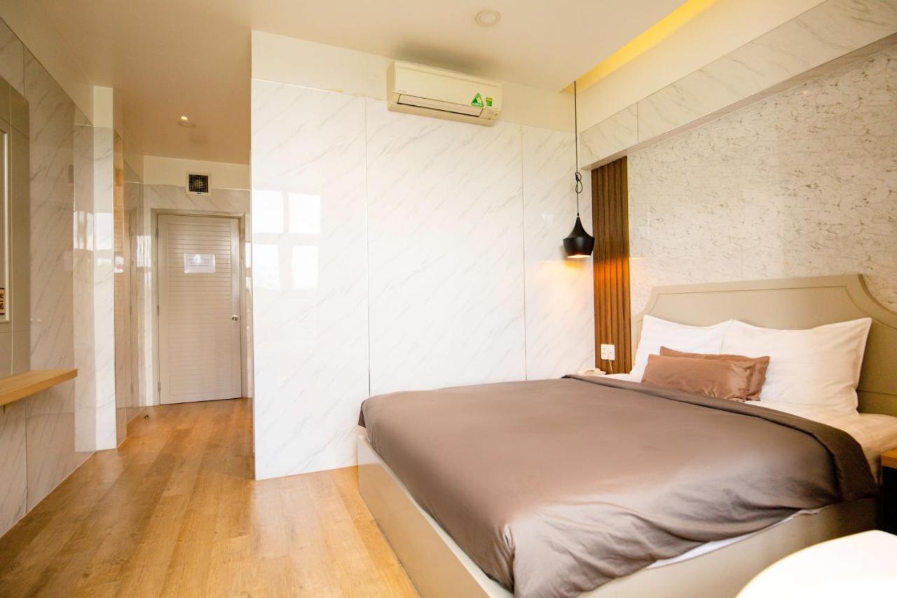 La Hotel Q10 Ho Şi Min Dış mekan fotoğraf