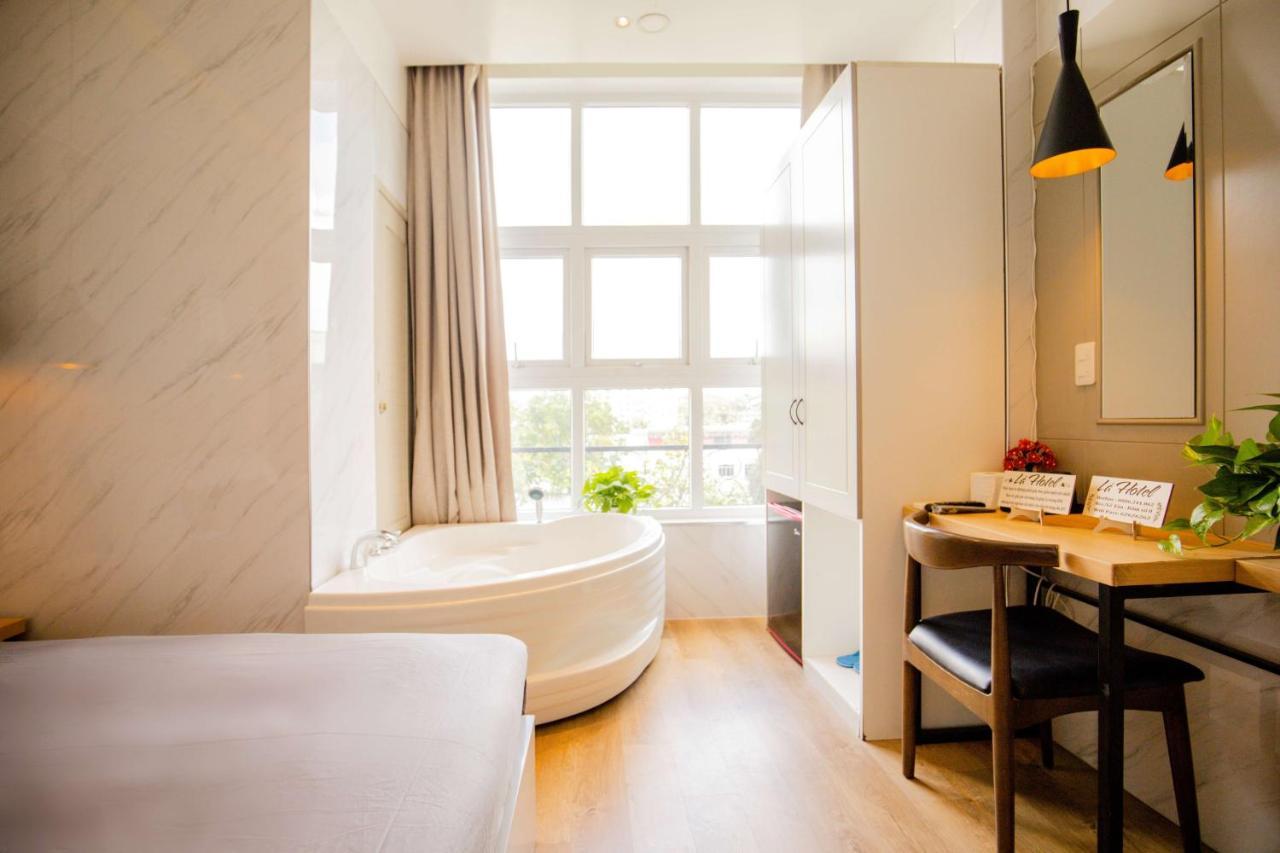 La Hotel Q10 Ho Şi Min Dış mekan fotoğraf